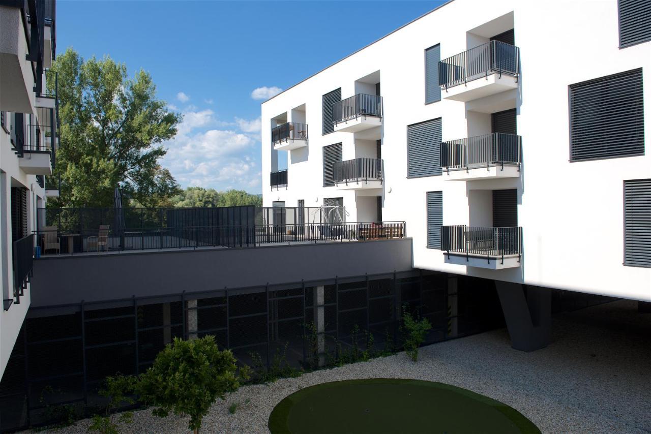 Apartman Greenbay Golf Trencin Bagian luar foto